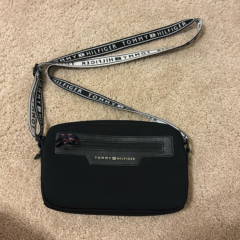Tommy Hilfiger Cross Body Bag